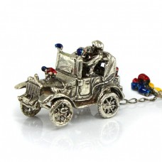 Miniatură din argint inedit stilizată sub forma unei mașini  matrimoniale | Just Married |  Italia Miniatură din argint inedit stilizată sub forma unei mașini  matrimoniale | Just Married |  Italia
