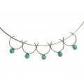 Colier choker cu elemente decorative realizate de atelierul finlnadez Tuntematon Okand în anii 1920