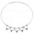 Colier choker cu elemente decorative realizate de atelierul finlnadez Tuntematon Okand în anii 1920