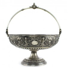 Splendidă fructieră din argint | centru de masâ în stil renascentist italian | cca.1880  Splendidă fructieră din argint | centru de masâ în stil renascentist italian | cca.1880