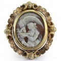 Opulentă broșă locket victoriană decorată cu o camee naturală Hebe și Zeus | rolled gold | cca.1850 Marea Britanie