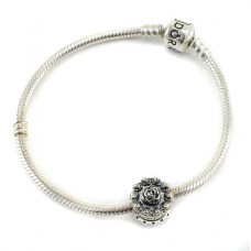 Brațară autentică Pandora accesorizată cu charm ”Happy Birthday” | Olanda | anii 2010 Brațară autentică Pandora accesorizată cu charm ”Happy Birthday” | Olanda | anii 2010