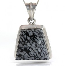 Colier din argint accesorizat cu un pandant statement decorat cu Obsidian Snowflake natural | Mexic | cca.1990 Colier din argint accesorizat cu un pandant statement decorat cu Obsidian Snowflake natural | Mexic | cca.1990