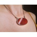 Colier statement mid-century decorat cu un spectaculos agat carnelian | manufactură în argint | Franța cca 1960