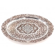 Tavă din cupru splendid decorată prin gravare manuală și înnobilată prin argintare | cca. 1920 - 1930  Tavă din cupru splendid decorată prin gravare manuală și înnobilată prin argintare | cca. 1920 - 1930