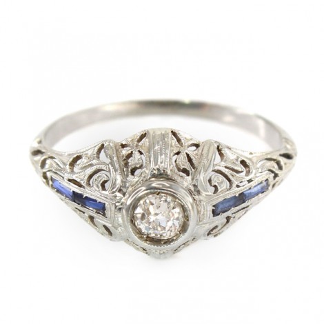 Rafinat inel Art Deco din aur alb 18 k cu diamant natural 0.30 CT și safire baguette | Franța cca. 1920