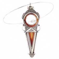 Colier choker cu impresionantă amuletă tuaregă | manufactură în argint  & agat carneol | Colecția Ancient Symbols  Colier choker cu impresionantă amuletă tuaregă | manufactură în argint  & agat carneol | Colecția Ancient Symbols