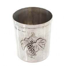 Pahar din argint pentru copii & servirea băuturilor spirtoase | manufactură de atelier Brandimarte | Italia cca.1970 Pahar din argint pentru copii & servirea băuturilor spirtoase | manufactură de atelier Brandimarte | Italia cca.1970