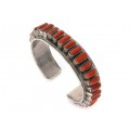 Impresionantă brățară etnică amerindiană decorată cu anturaje de coral roșu natural | manufcatură în argint | Statele Unite