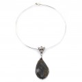 Choker din argint accesorizat cu un impresionant pandant statement de labradorit natural | Indonezia