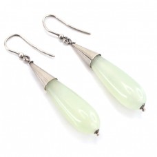 Cercei teardrop din argint & jad natural | manufactură de atelier napoletan  Cercei teardrop din argint & jad natural | manufactură de atelier napoletan