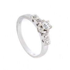 Inel Art Deco din aur alb 18 K decorat cu diamante naturale 0.31 ct | anii '40 Inel Art Deco din aur alb 18 K decorat cu diamante naturale 0.31 ct | anii '40