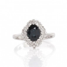 Inel cocktail din aur alb 18 K cu safir natural 0.85 CT și diamante naturale 0.26 CT Inel cocktail din aur alb 18 K cu safir natural 0.85 CT și diamante naturale 0.26 CT