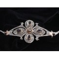 Brățară Art Deco abundent decorată cu diamante, safire și rubine | manufactură în aur roz și argint | cca.1920