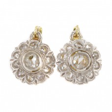 Rafinați cercei Art Deco decorați cu diamante naturale 0.80 CT | manufactură în aur și argint | cca. 1930 Rafinați cercei Art Deco decorați cu diamante naturale 0.80 CT | manufactură în aur și argint | cca. 1930