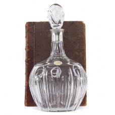 Decantor Art Deco din cristal cu montură din argint  | atelier Tritschler Winterhalder Co. și Gayer & Krauss | cca. 1930  Decantor Art Deco din cristal cu montură din argint  | atelier Tritschler Winterhalder Co. și Gayer & Krauss | cca. 1930