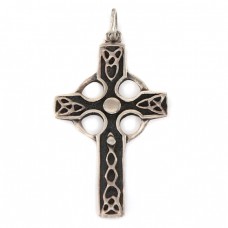 Pandant cruce celtică din argint patinat niello | Triquetra  - Triskelion | Marea Britanie Pandant cruce celtică din argint patinat niello | Triquetra  - Triskelion | Marea Britanie