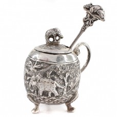 Solniță din argint pentru condimente | manufactură de atelier indian în stil Kutch | India -  British Raj cca.1880 Solniță din argint pentru condimente | manufactură de atelier indian în stil Kutch | India -  British Raj cca.1880