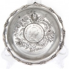 Vide-poche din argint decorat cu monedă 1 taler 1786 Frederich II al Prusiei | atelier Richard Garten | Germania cca. 1880 - 1890  Vide-poche din argint decorat cu monedă 1 taler 1786 Frederich II al Prusiei | atelier Richard Garten | Germania cca. 1880 - 1890