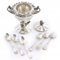 Garnitură din argint pentru servirea dulcețurilor rafinat elaborată în stil Renaissance | cca. 1950