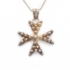 Colier accesorizat cu pandantiv Crucea Malteză minuțios decorat prin filigranare și granulare manuală Colier accesorizat cu pandantiv Crucea Malteză minuțios decorat prin filigranare și granulare manuală