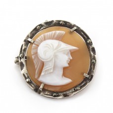 Broșă - pandant Art Deco din argint decorat cu o camee naturală Pallas Athena - Minerva | Franța cca. 1930 Broșă - pandant Art Deco din argint decorat cu o camee naturală Pallas Athena - Minerva | Franța cca. 1930