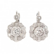 Cercei Art Deco din aur alb 18 K decorați cu diamante naturale 0.42 ct | atelier Pasetti Massimo | Alessandria cca. 1935 Cercei Art Deco din aur alb 18 K decorați cu diamante naturale 0.42 ct | atelier Pasetti Massimo | Alessandria cca. 1935