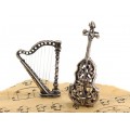 Miniaturi din argint cu tematică muzicală: Harpă și Violoncel