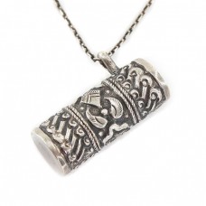 Colier accesorizat cu pandant etui - relicvariu hindus | manufactură în argint | India  Colier accesorizat cu pandant etui - relicvariu hindus | manufactură în argint | India