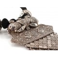 Impresionant colier etnic Banjara accesorizat cu amuletă Tawiz | manufactură în argint & bumbac natural | Rajasthan