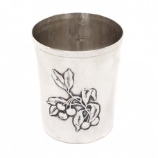 Pahar mare din argint decorat prin repousse | capacitate 300 ml |  atelier Brandimarte Guscelli | cca. 1980 Pahar mare din argint decorat prin repousse | capacitate 300 ml |  atelier Brandimarte Guscelli | cca. 1980