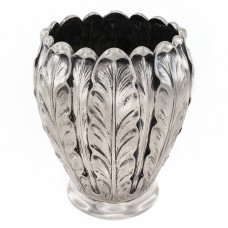 Vază din argint rafinat elaborată în stil Art Nouveau | atelier central-european | Germania cca. 1910 Vază din argint rafinat elaborată în stil Art Nouveau | atelier central-european | Germania cca. 1910