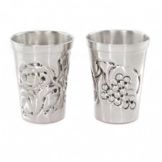Set de două pahare din argint pentru băuturi spirtoase | manufactură de atelier florentin | anii '80 Set de două pahare din argint pentru băuturi spirtoase | manufactură de atelier florentin | anii '80