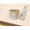 Inel statement contemporary manufacturat în argint și aur galben 18k | Art Studio Jewelry | Statele Unite cca. 1990