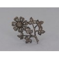 Broșă florală Art Deco din argint incrustată cu marcasite |  Statele Unite cca. 1930 - 1940