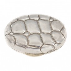 Cutiuță din argint texturată sub forma unei carapace de țestoasă | interior aurit | cca. 1950 Cutiuță din argint texturată sub forma unei carapace de țestoasă | interior aurit | cca. 1950