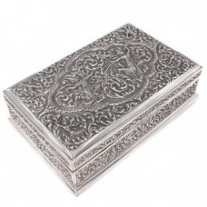 Impresionantă casetă de bijuterii din argint decorată în stil specific budismului Theravada | Siam - Thailanda cca.1940 Impresionantă casetă de bijuterii din argint decorată în stil specific budismului Theravada | Siam - Thailanda cca.1940