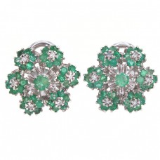 Cercei Art Deco Christmas din aur alb 14k decorați cu smaralde și diamante naturale | Germania cca.1950 Cercei Art Deco Christmas din aur alb 14k decorați cu smaralde și diamante naturale | Germania cca.1950