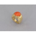 Inel statement modernist din aur 18k și coral natural | Italia cca.1970 - 1980