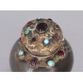 Flacon victorian pentru parfum sculptat în agat & montat în argint aurit incrustat cu granate și turcoaze naturale |  Marea Britanie cca.1850