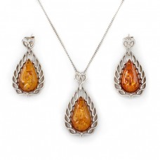 Set demi-parure de bijuterii din argint și chihlimbar natural | cercei & colier cu pandant | Polonia Set demi-parure de bijuterii din argint și chihlimbar natural | cercei & colier cu pandant | Polonia