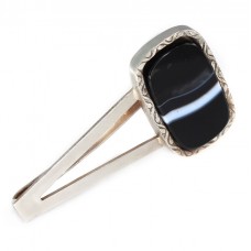 Clip din argint pentru bancnote decorat cu agat negru dungat | Spania cca. 1960 - 1970 Clip din argint pentru bancnote decorat cu agat negru dungat | Spania cca. 1960 - 1970