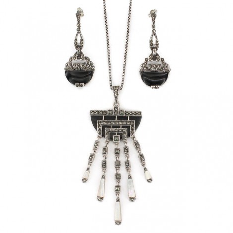 Set demi-parure stil Art Deco din argint cu obsidian, sidef natural și marcasite | cercei & colier cu pandant | cca.1960