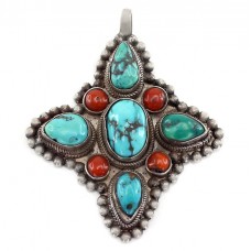 Veche amuletă tibetană din argint decorată cu turcoaz himalayan și coral roșu natural | Nepal  Veche amuletă tibetană din argint decorată cu turcoaz himalayan și coral roșu natural | Nepal