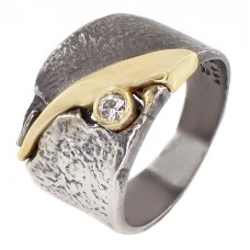 Inel creație design contemporan manufacturat în argint texturat, patinat & aurit | Art Studio Jewelry | Statele Unite Inel creație design contemporan manufacturat în argint texturat, patinat & aurit | Art Studio Jewelry | Statele Unite
