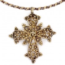 Colier choker accesorizat cu o veche cruce bizantină din argint filigranat și aurit 