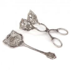 Garnitură de accesorii din argint pentru servirea aperitivelor | atelier Arpa | neo-Rococo Garnitură de accesorii din argint pentru servirea aperitivelor | atelier Arpa | neo-Rococo
