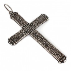 Pandant statement religios | cruce din argint texturat | cca. 1950 - 1960 Pandant statement religios | cruce din argint texturat | cca. 1950 - 1960