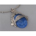 Colier choker accesorizat cu amuletă tuaregă manufacturată în argint și agat albastru | Niger