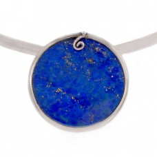 Colier choker cu pandant statement din argint decorat cu lapis lazuli | Night Sky | Statele Unite Colier choker cu pandant statement din argint decorat cu lapis lazuli | Night Sky | Statele Unite